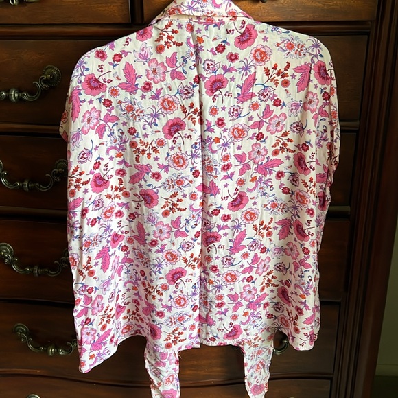Torrid 🌺 blouse - Picture 6 of 6